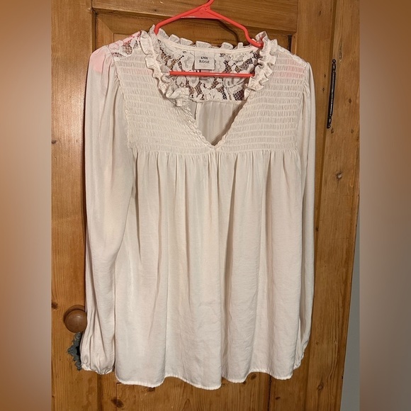 Knox Rose Off White Long Sleeved Shirt Size Medium Fairygoth Romantic - Picture 1 of 10